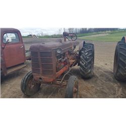 IHC Tractor W6