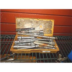 BIN OF RATCHET EXTENTIONS