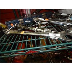 BUNDLE OF WRENCHES
