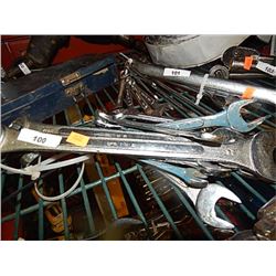 BUNDLE OF WRENCHES