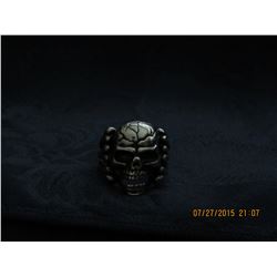 STEEL SKULL RING (L134-7)