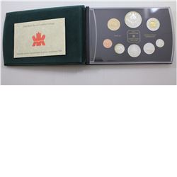 2000 Canada Proof Double Dollar 8-coin Silver Set Commemorating the Voyage of Discovery.
