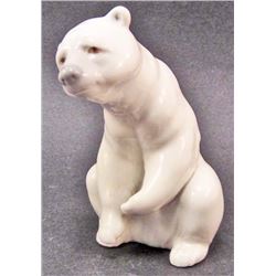 VINTAGE LLADRO WHITE POLAR BEAR FIGURINE