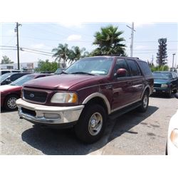 97 Ford Expedition 4 Dr  4WD SUV - T - `DRIVE