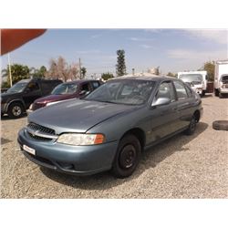 01 Nissan Altima 4dr Sedan - T -