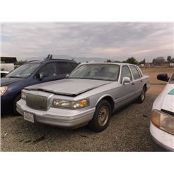 97 Lincoln Town Car 4 Dr  Sedan - T - NR