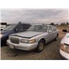 Image 1 : 97 Lincoln Town Car 4 Dr  Sedan - T - NR
