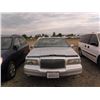 Image 2 : 97 Lincoln Town Car 4 Dr  Sedan - T - NR