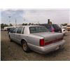 Image 6 : 97 Lincoln Town Car 4 Dr  Sedan - T - NR