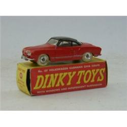 A BOXED DINKY TOYS VOLKSWAGEN KARMANN GHIA COUPE, No.187  30-50...