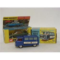 A BOXED CORGI TOYS COMMER POLICE VAN, No.464, (with leaflet) and a boxed Rover 2000, No.275, gree...