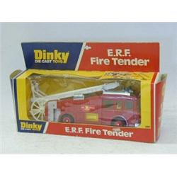A BOXED DINKY TOYS E.R.F FIRE TENDER, No.266  20-30...