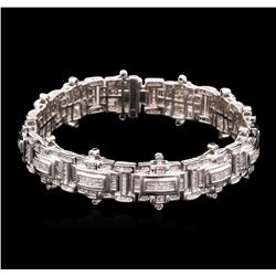 14KT White Gold 3.77ctw Diamond Bracelet