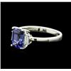 Image 2 : 18KT White Gold 1.72ct Tanzanite and Diamond Ring