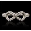 Image 1 : 14KT White Gold 0.56ctw Diamond Ring