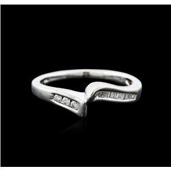 14KT White Gold 0.25ctw Diamond Ring