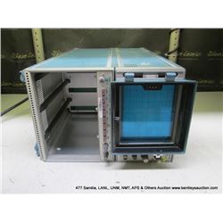TEKTRONIX 5223 DIGITIZING OSCILLOSCOPE (print sequence:) 68187