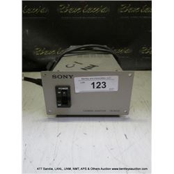 SONY YS-W130 CAMERA ADAPTER