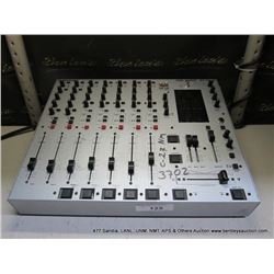 BEHRINGER DX1000 PRO MIXER (print sequence:) 3702