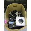Image 1 : BOX: ASSORTED CAMERAS