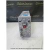 Image 1 : TEKTRONIX 5B25N DIGITIZER TIME BASE/AMPLIFIER PLUG-IN