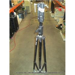 MANFROTTO 3371 TRIPOD