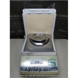 METTLER TOLEDO PB303-S SCALE (print sequence:) 741969