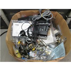 BOX: MISCELLANEOUS ELECTRICAL CONNECTORS, PLUGS