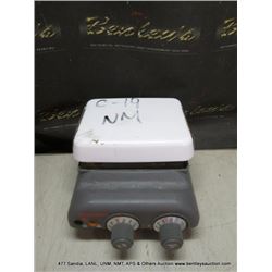 CORNING PC-220 STIRRING/HOTPLATE