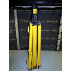 TRIPOD (print sequence:) 3730