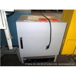 QL 30 GC LAB OVEN (print sequence:) FY1400298