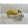 Image 2 : VINTAGE TRAVELING SPRINKLER