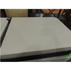 FOLD N ROLL 6FT BANQUET TABLE