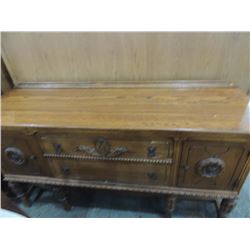 VINTAGE BUFFET
