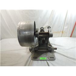 INDUSTRIAL FOOT OPERATED BELT TENTIONER