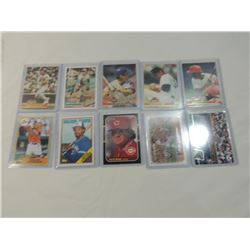 LOT 10 ASSORTED BASEBALL PLAYER CARDS