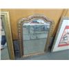Image 1 : VINTAGE GOLD FRAMED CARVED FRAME MIRROR