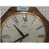 Image 3 : TRADITIONAL WALL CLOCK