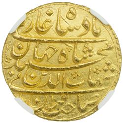 MUGHAL: Shah Jahan I, 1628-1658, AV mohur, Surat, year 2