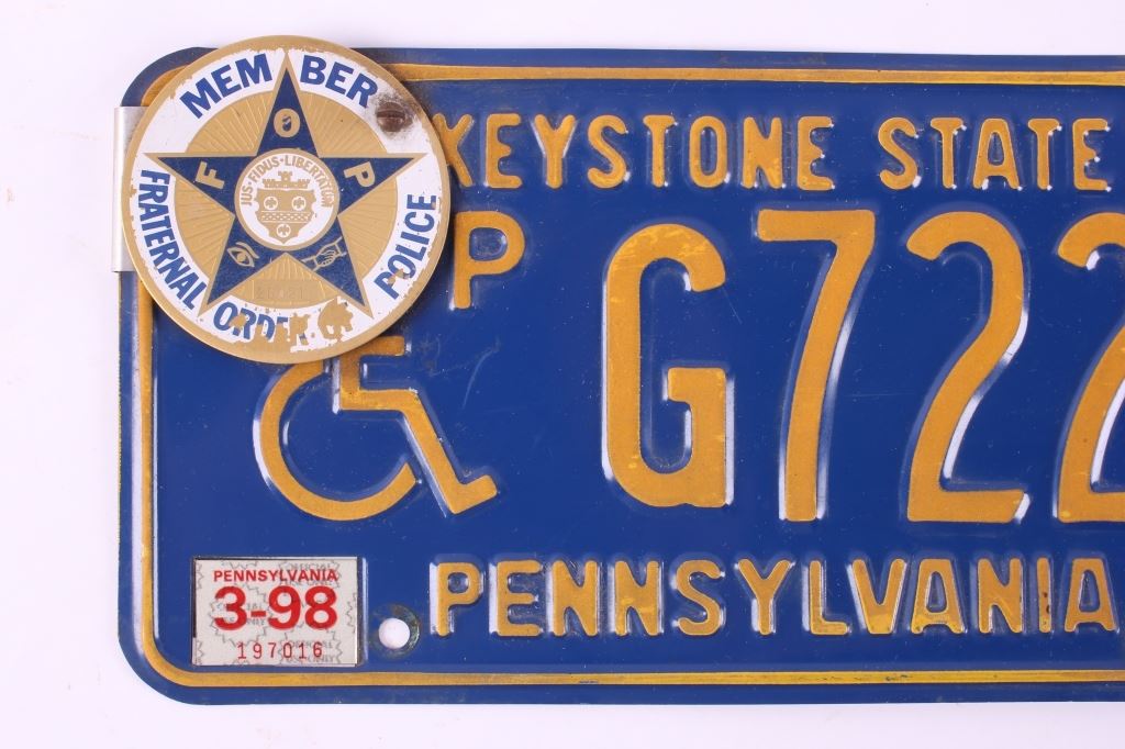 Pennsylvania License Plate w/ FOP Topper
