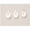 Image 2 : 3 Chinese Porcelain Snuff Bottles