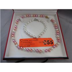 South Sea Freshwater Pearl necklace & bracelet