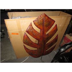 6 New metal leaf wall hangings