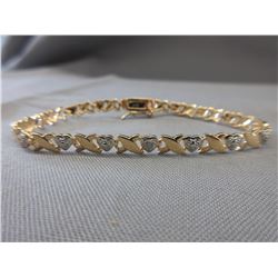 Heart & "X" design bracelet set with Diamonds