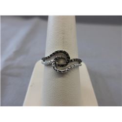 Double swirl ring set with Black Diamond