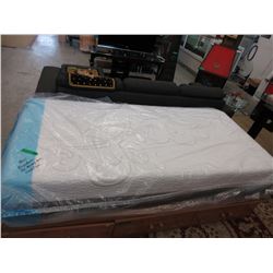 NEW - Single/Twin Kingsdown mattress