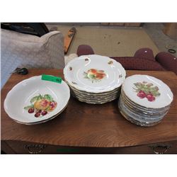 20 Bavarian porcelain plates & bowls