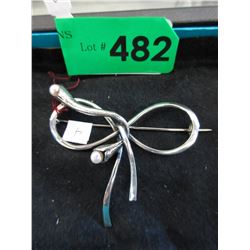 Rocha Carvao - Silver & Pearl Calla Lily Brooch