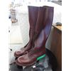 Image 1 : Official RCMP brown leather riding boots