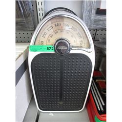 2 Used bathroom scales